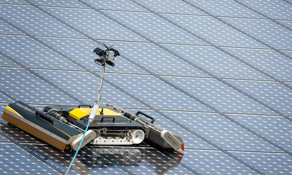 Limpieza de paneles solares y riesgo de hot spots: cuando la suciedad deja de ser solo suciedad